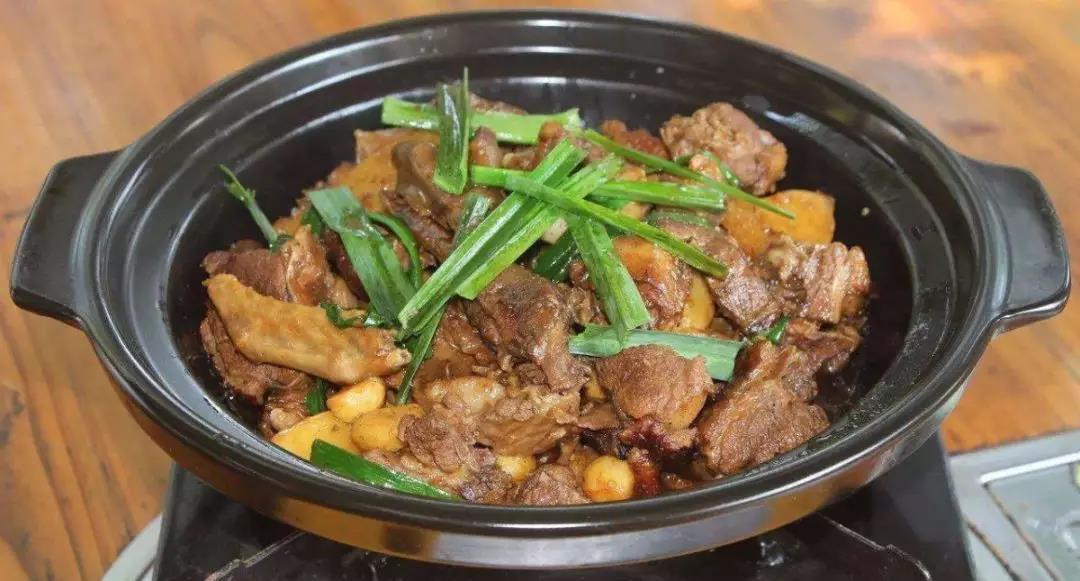 本地鹅乸煲火锅焖鹅乸1锅 青菜1份新兴悦天下之周边精彩禅宗寺庙—"国